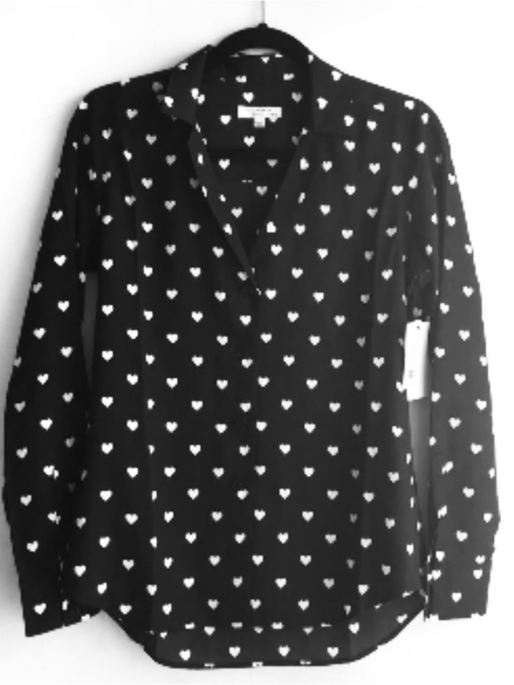 Equipment Femme Adalyn Shirt Blouse Black with White Hearts Size M New with Tags